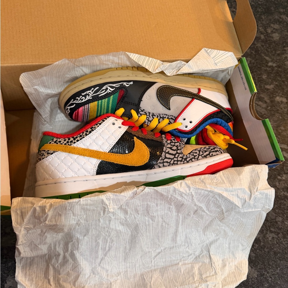 Nike Kids Multicolor Low-Top Sneakers with Yellow Swoosh